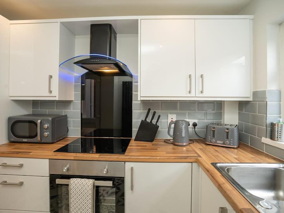 Cozy Townhouse, Walking Distance To Belfast City Екстер'єр фото
